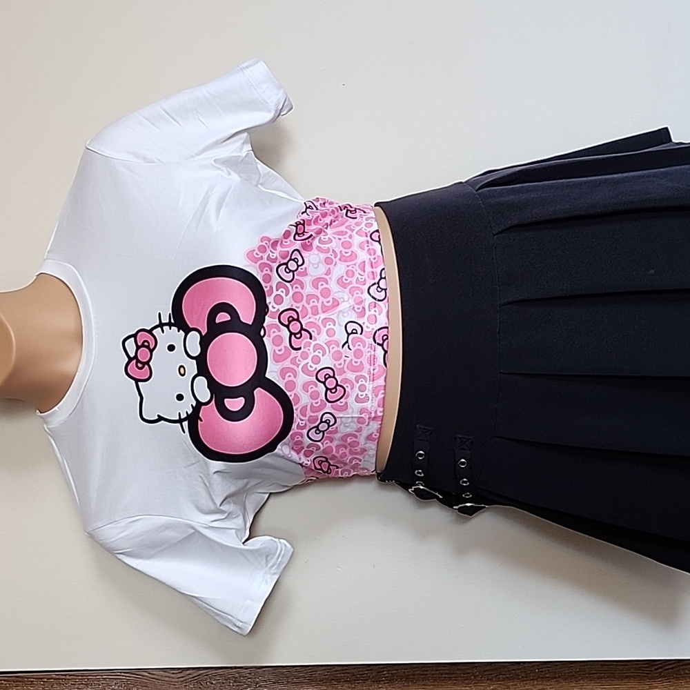 Hello Kitty crop top